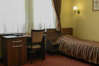 Гостиница 903 Псков Стандартный двухместный номер с 2 отдельными кроватями (№1,6)-1